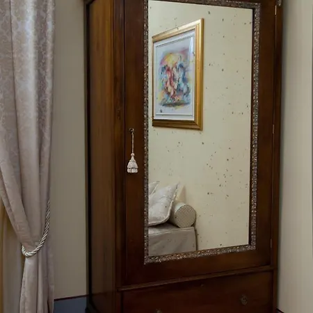 Casa Leopardi Bed & Breakfast *